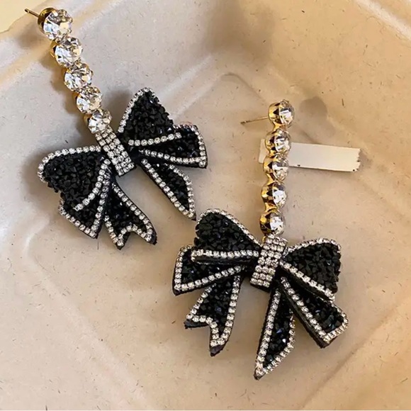 NEW! Silver/Black Bow Statement Earrings! Dress up a Tee & Jeans! Bows are in! - Picture 3 of 8